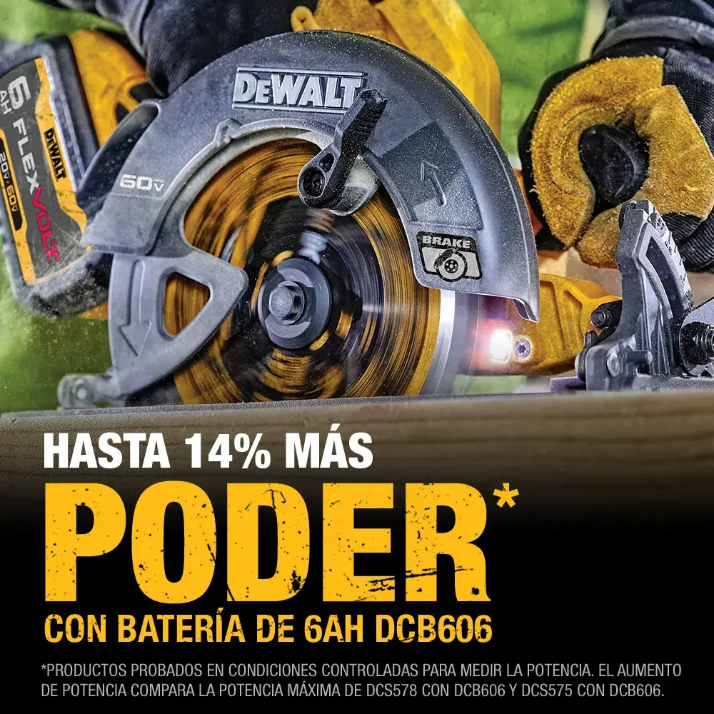 Imagen de una sierra circular DEWALT, modelo DCS578T2, en uso. La herramienta destaca con una batería de 6Ah DCB606. Texto promocional en español: 'Hasta 14% más poder con batería de 6Ah DCB606.'