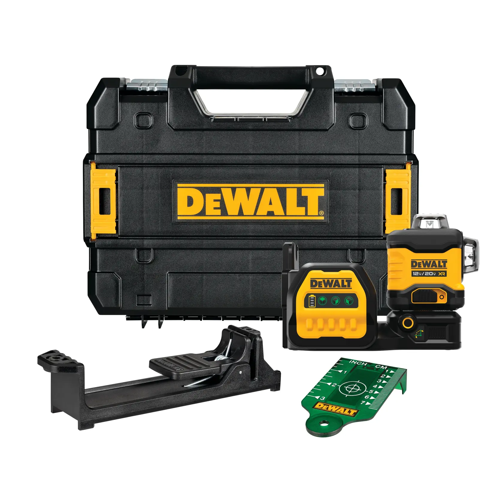 Un set de nivel láser DEWALT que incluye un estuche de transporte negro y amarillo, un dispositivo de nivel láser, una unidad de batería, un soporte de montaje y una placa de objetivo láser verde. Todos los artículos muestran el logotipo DEWALT.